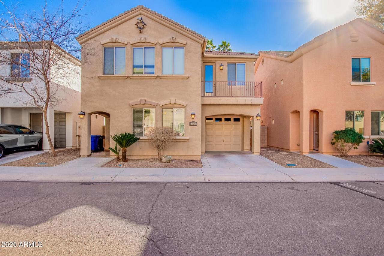 1127 W Auburn St., Mesa, AZ 85201