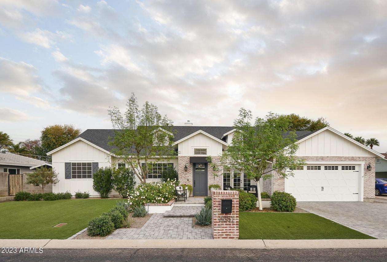 3851 N 50th St., Phoenix, AZ 85018