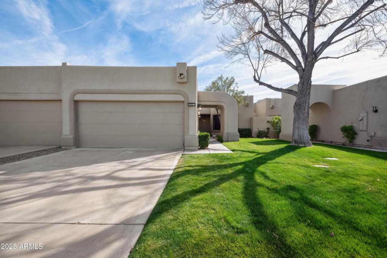 8881 E Meadow Hill Dr., Scottsdale, AZ 85260