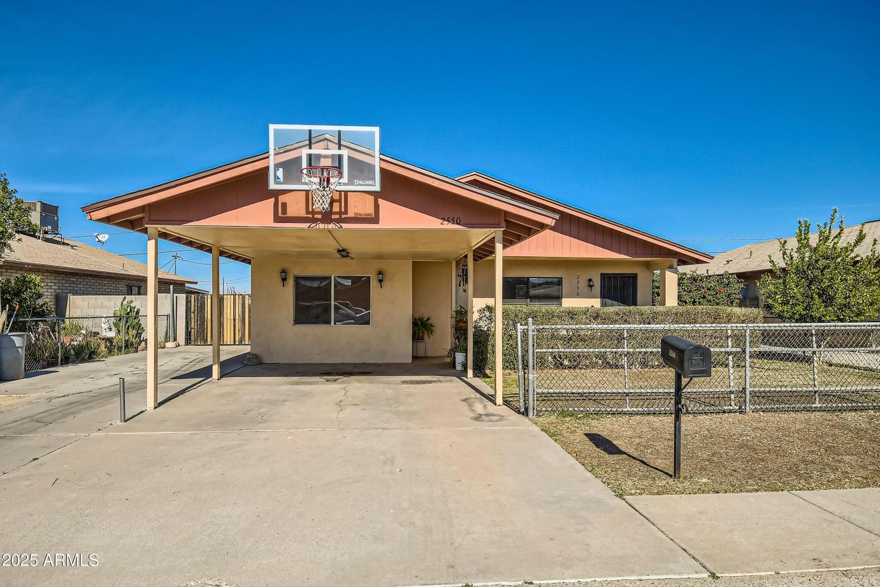 2550 E Corona Ave., Phoenix, AZ 85040