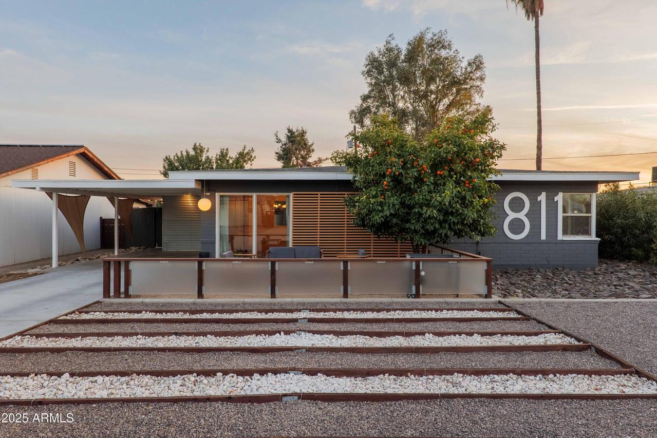 811 W Whitton Ave., Phoenix, AZ 85013