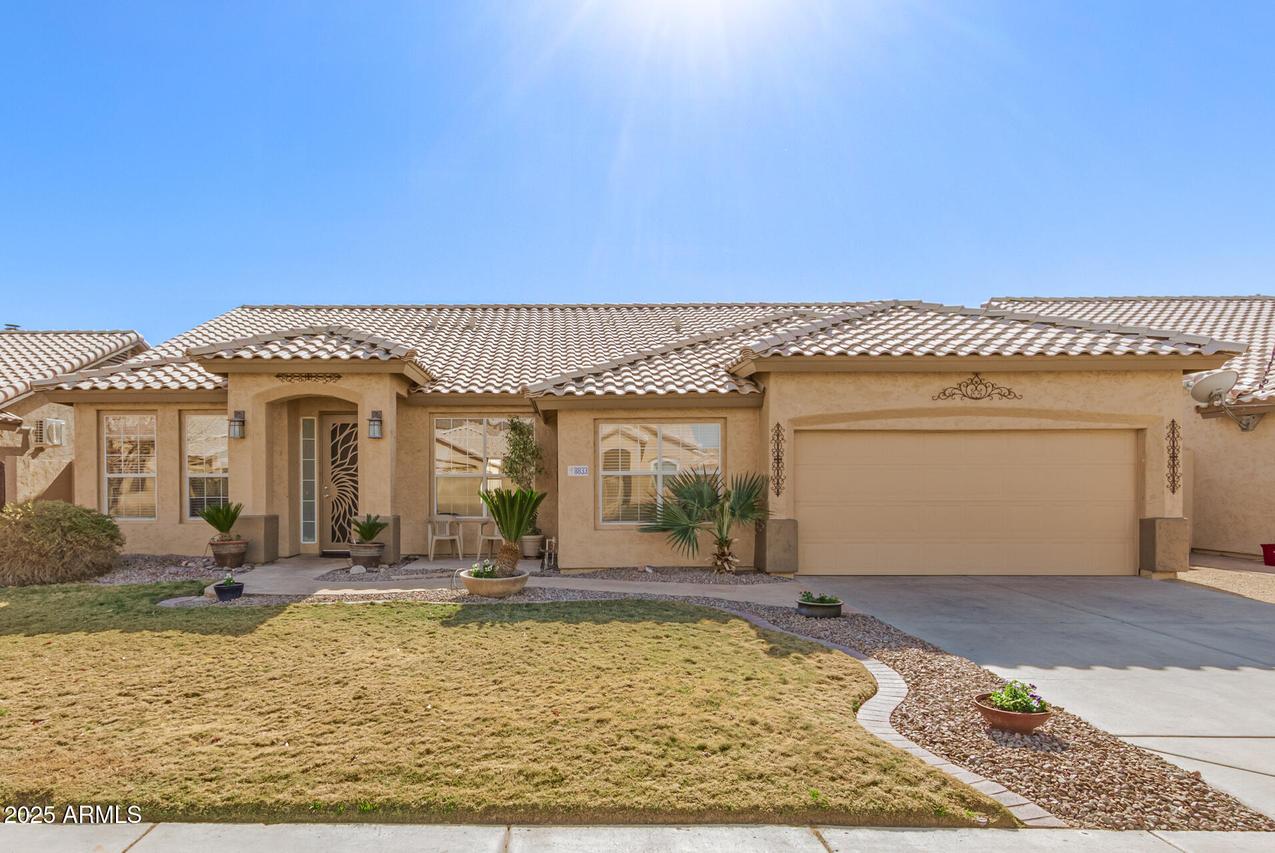 8833 W Tierra Buena Ln., Peoria, AZ 85382