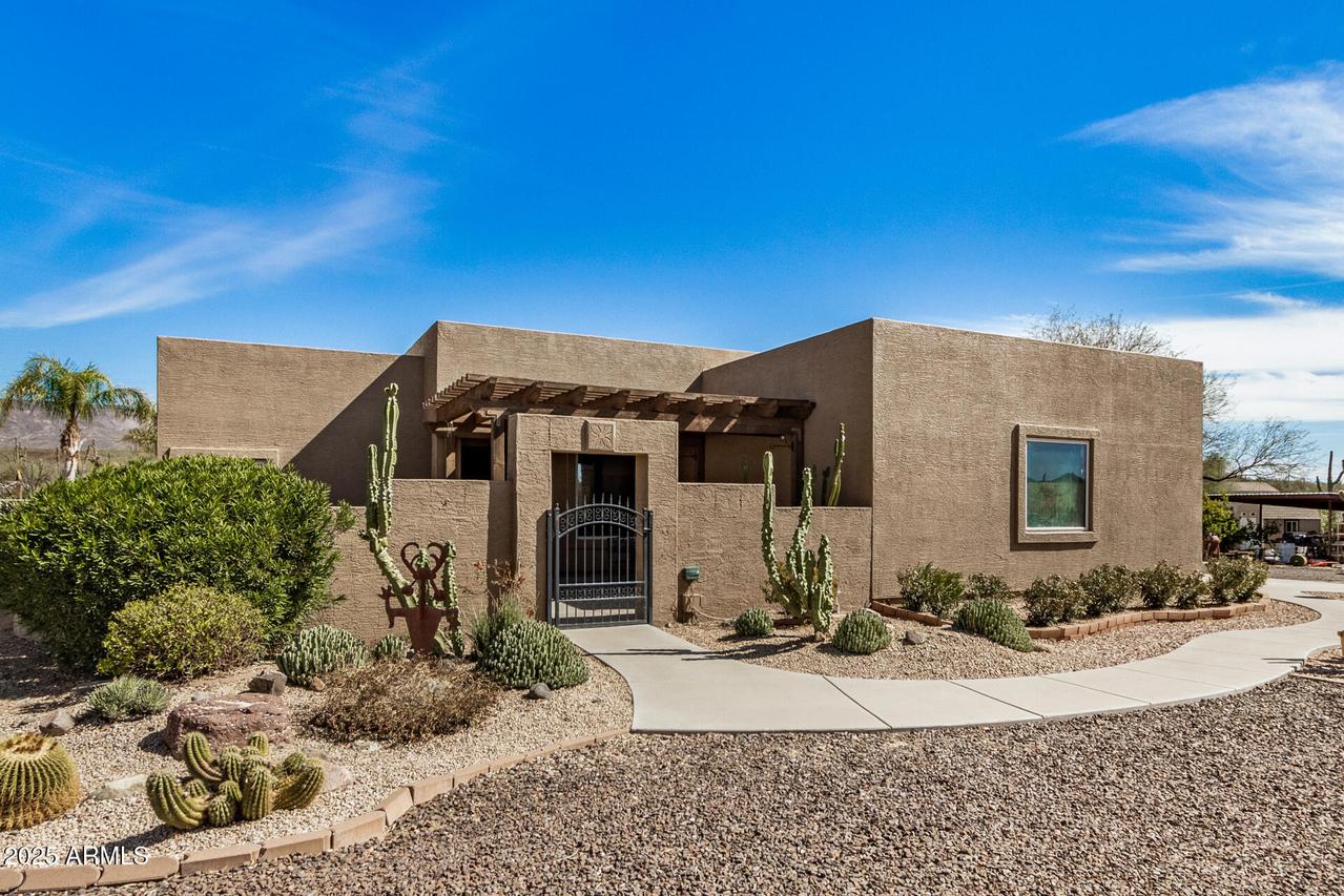 46827 N 8th Ave., New River, AZ 85087