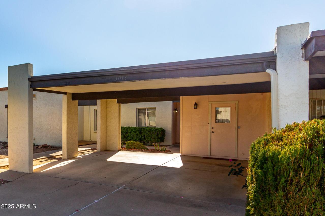 3013 W Redfield Rd., Phoenix, AZ 85053
