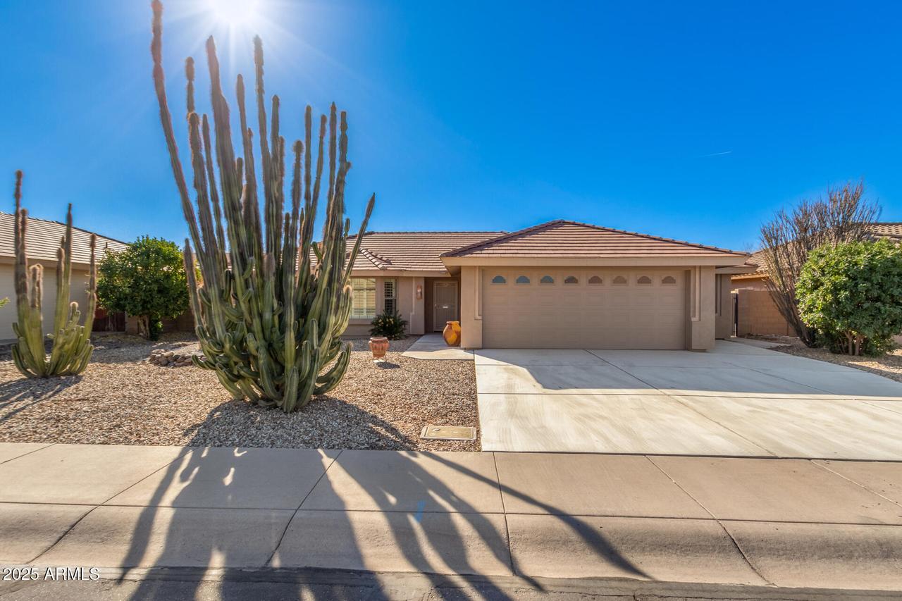 11035 E Nopal Ave., Mesa, AZ 85209