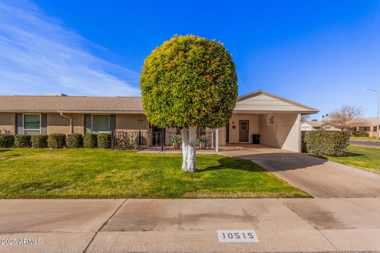 10515 W El Capitan Cir., Sun City, AZ 85351