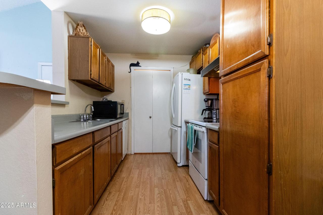 623 W Guadalupe Rd. #232, Mesa, AZ 85210