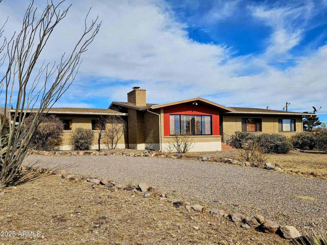 66 Mohave Dr., Bisbee, AZ 85603