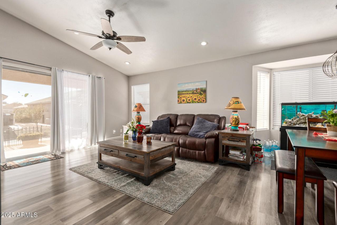 1823 E Riviera Dr., Chandler, AZ 85249