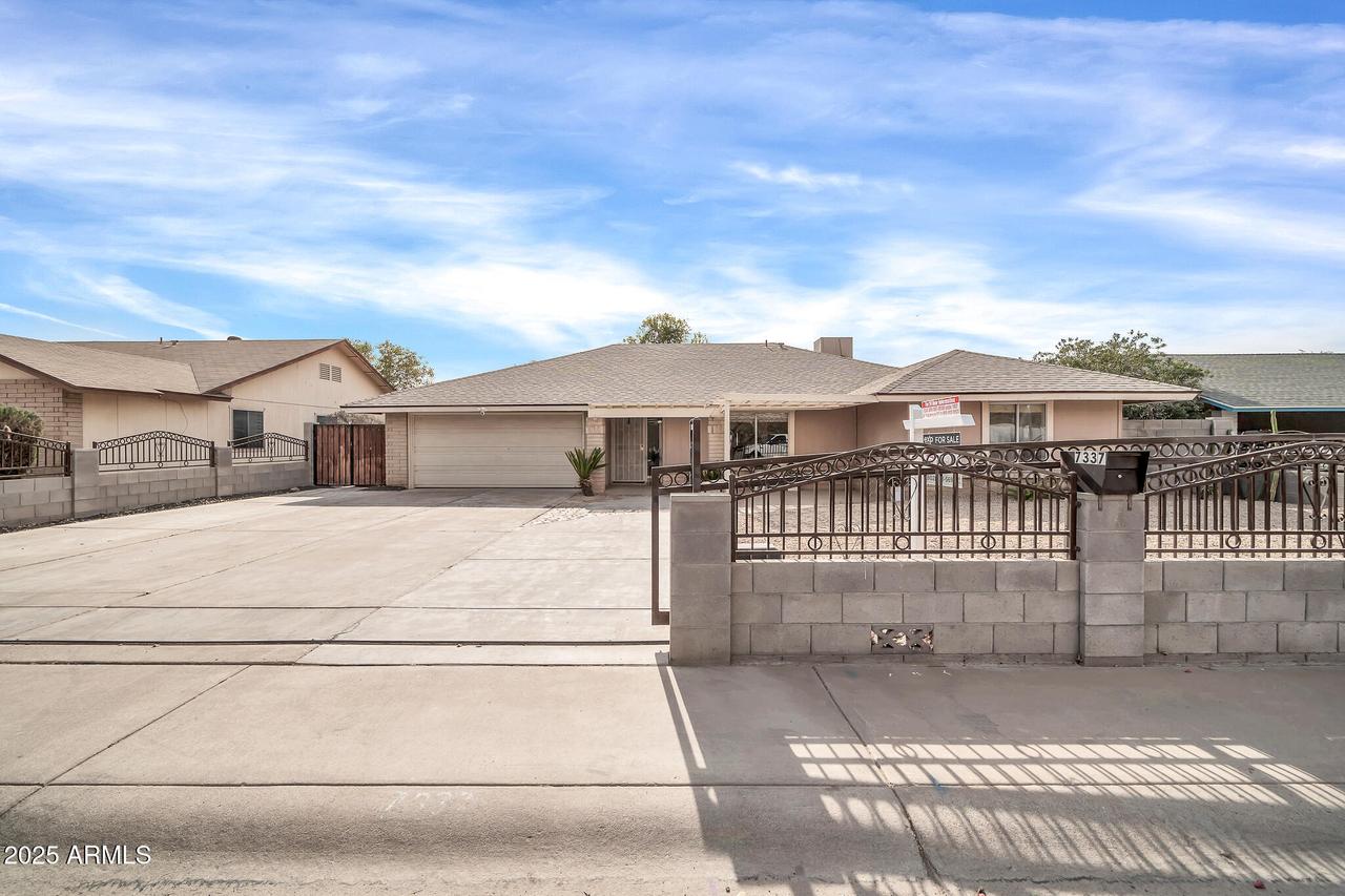7337 W Claremont St., Glendale, AZ 85303