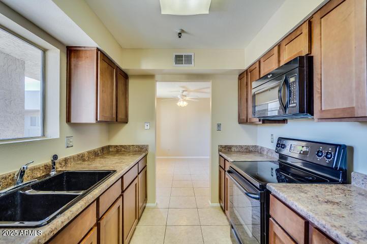 7474 E Earll Dr. #317, Scottsdale, AZ 85251