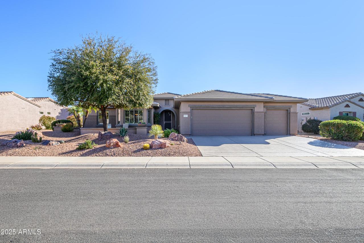 20071 N Horse Trail Dr., Surprise, AZ 85374