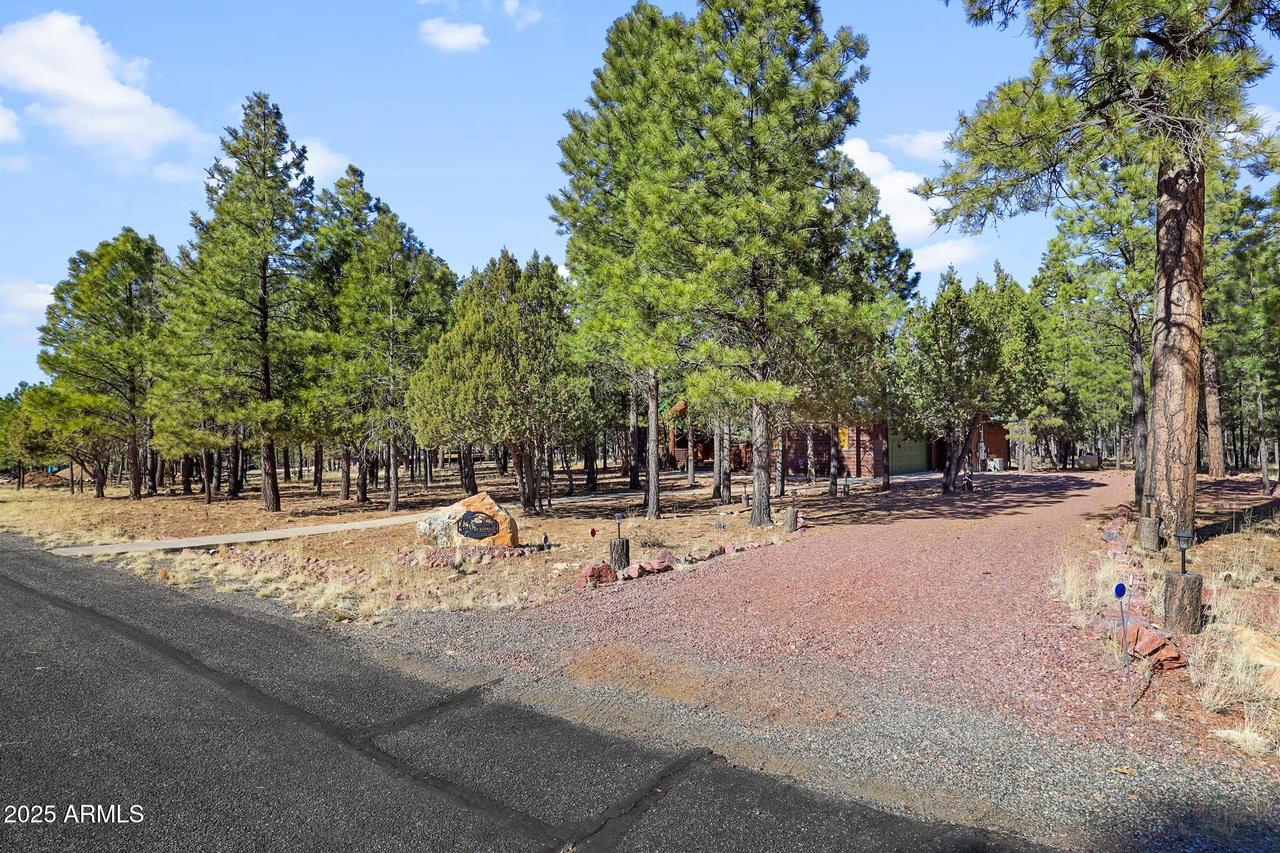 2893 Apache Dr., Happy Jack, AZ 86024