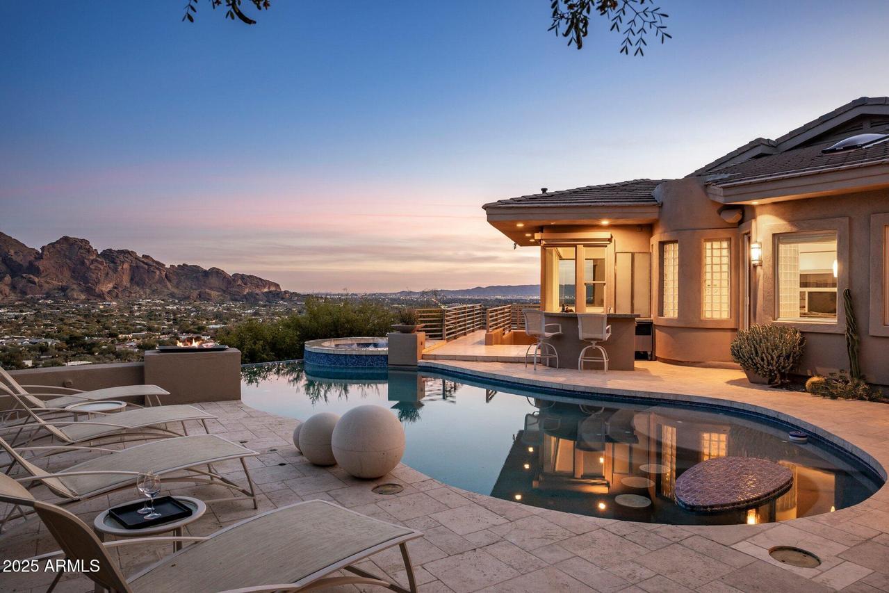 7060 N Hillside Dr., Paradise Valley, AZ 85253