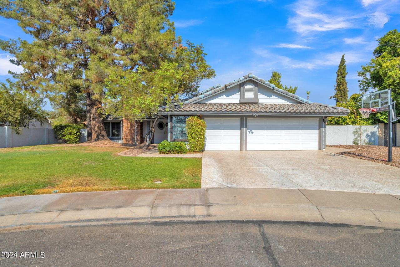 931 N Senate St., Chandler, AZ 85225
