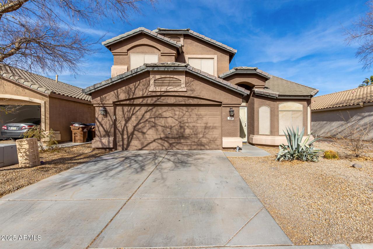 728 E Lovegrass Dr., San Tan Valley, AZ 85143