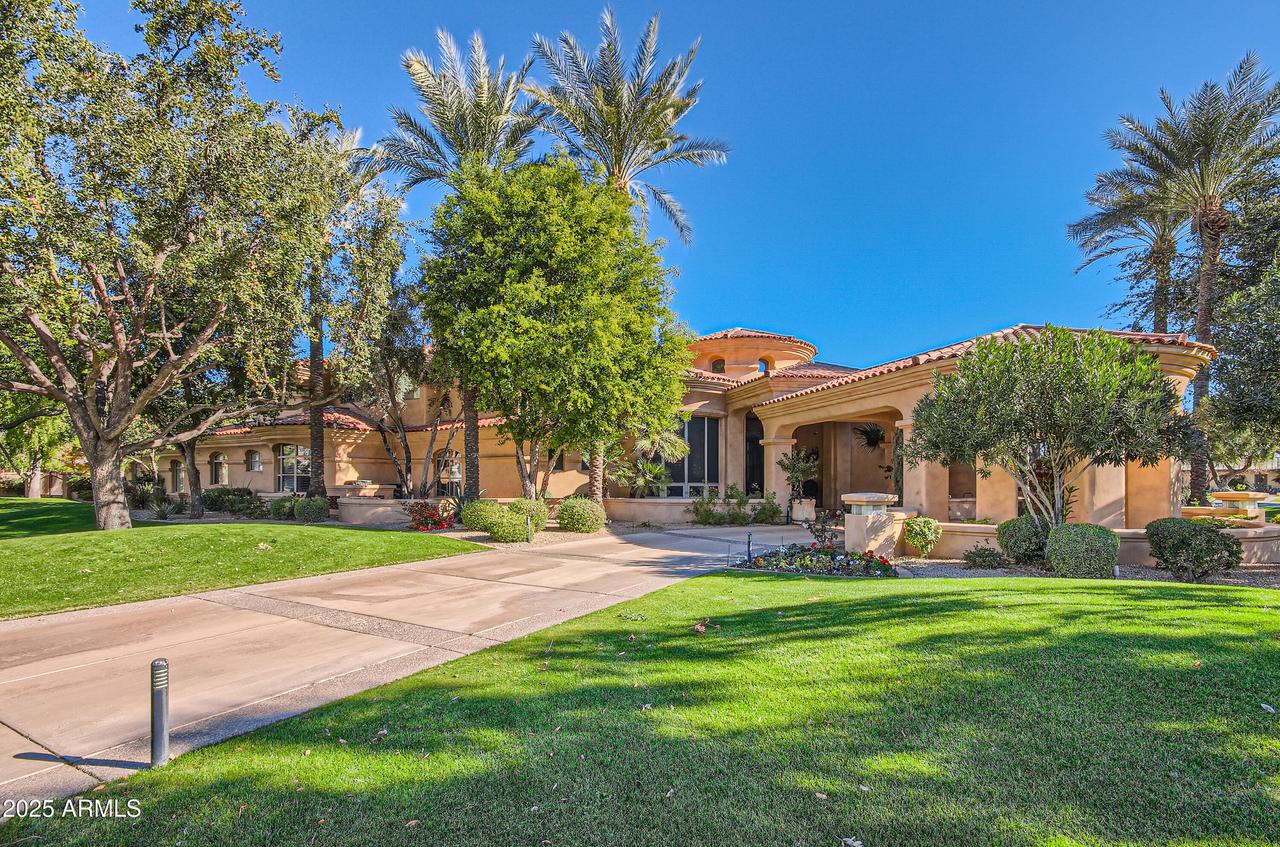 8815 N 65th St., Paradise Valley, AZ 85253