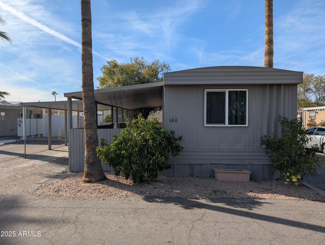 1304 E Bell Rd. #100, Phoenix, AZ 85022