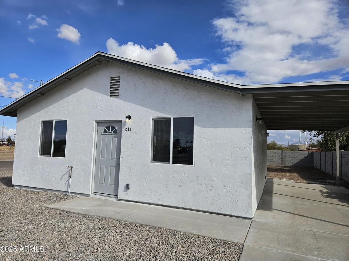 211 N Curiel St., Eloy, AZ 85131