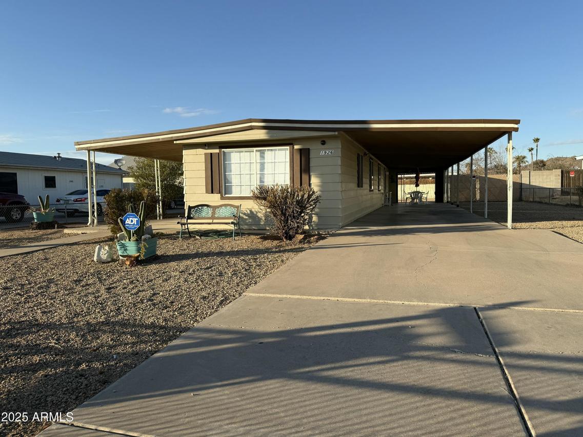 1926 E Grovers Ave., Phoenix, AZ 85022