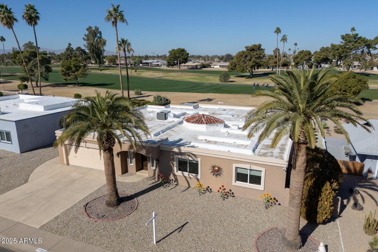 15834 N Nicklaus Ln., Sun City, AZ 85351