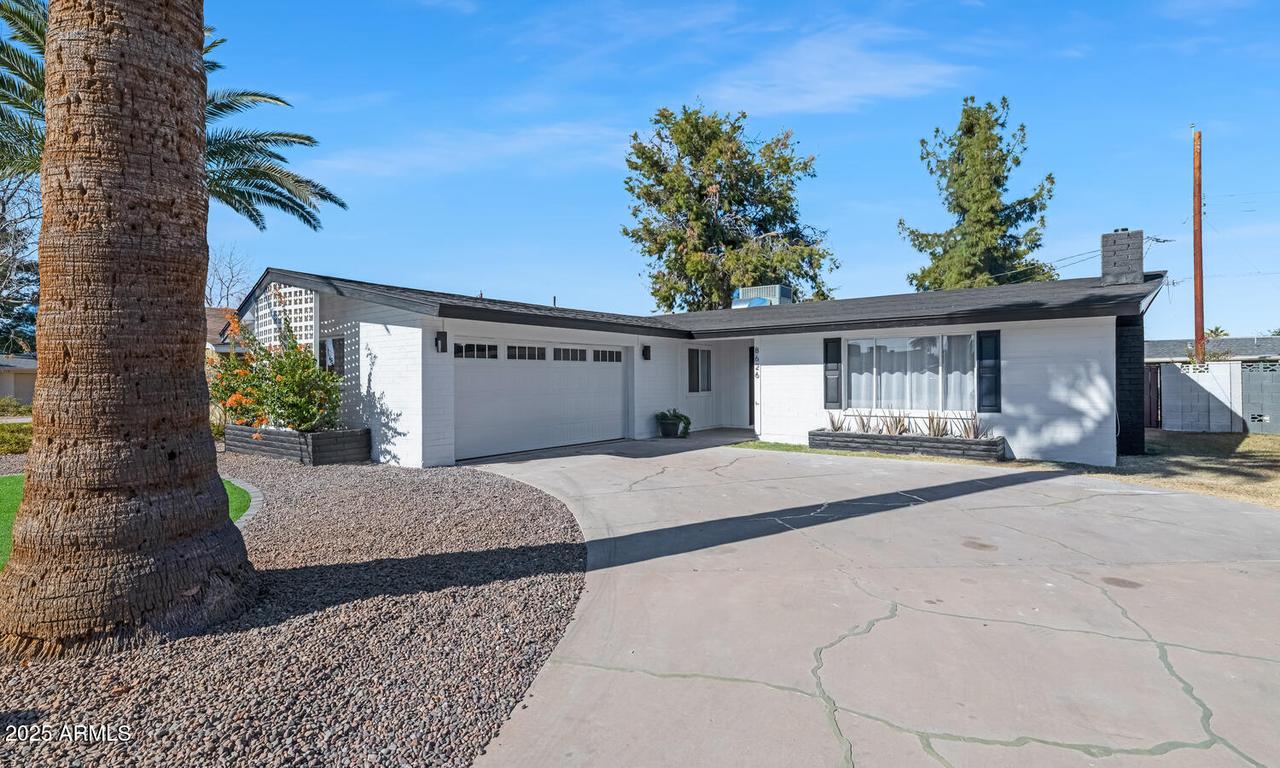 8626 E Montebello Ave., Scottsdale, AZ 85250