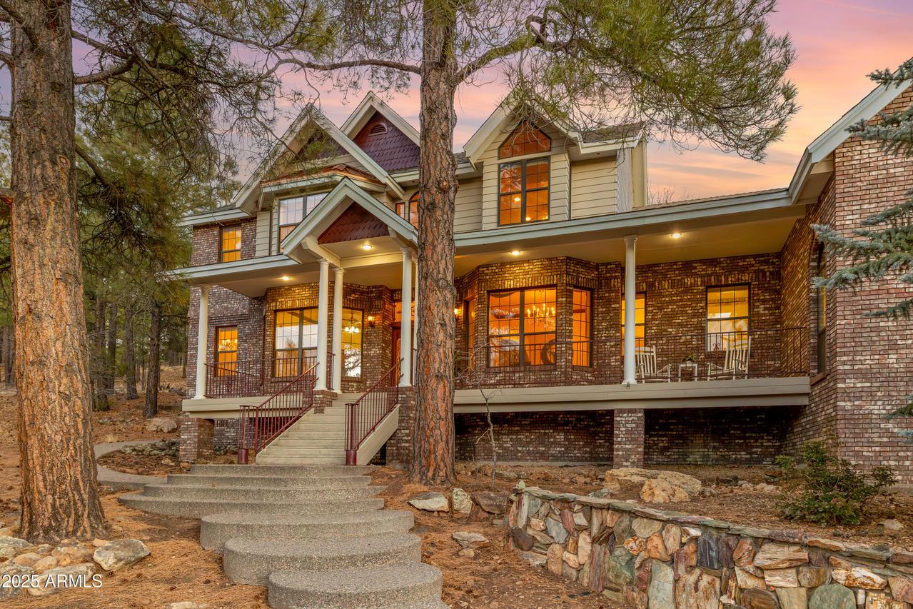 600 N Amberwood St., Flagstaff, AZ 86004