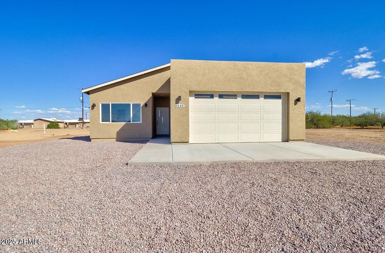 4145 N Golden St., Eloy, AZ 85131