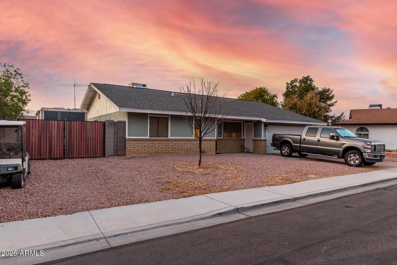 1424 S Temple Cir., Mesa, AZ 85204