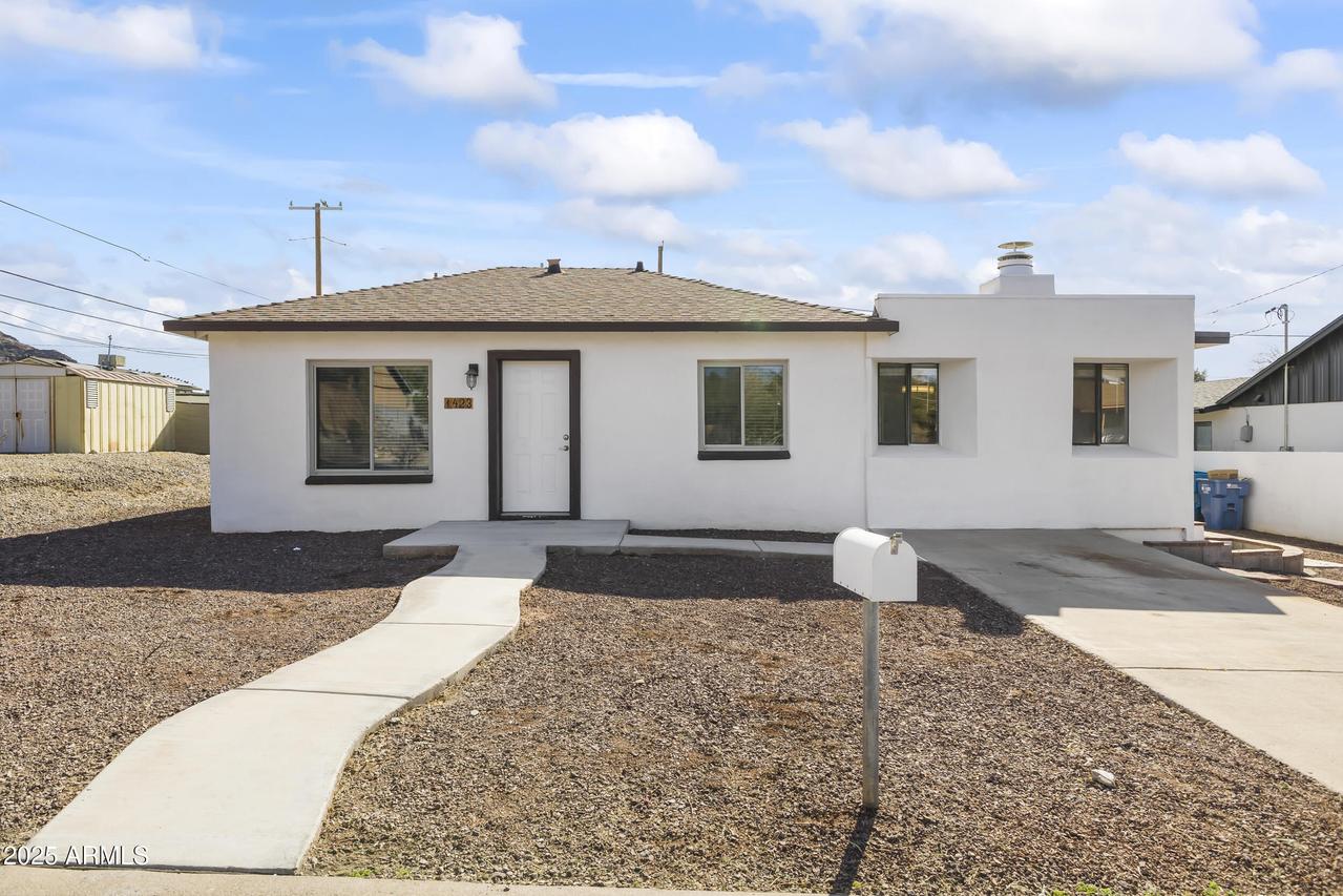 1423 E Cholla St., Phoenix, AZ 85020