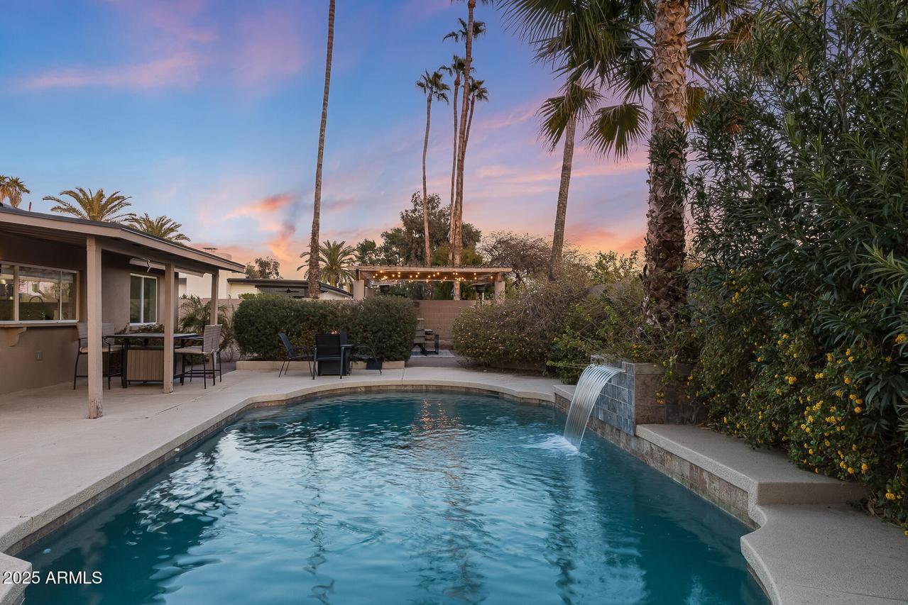 5201 E Winchcomb Dr., Scottsdale, AZ 85254