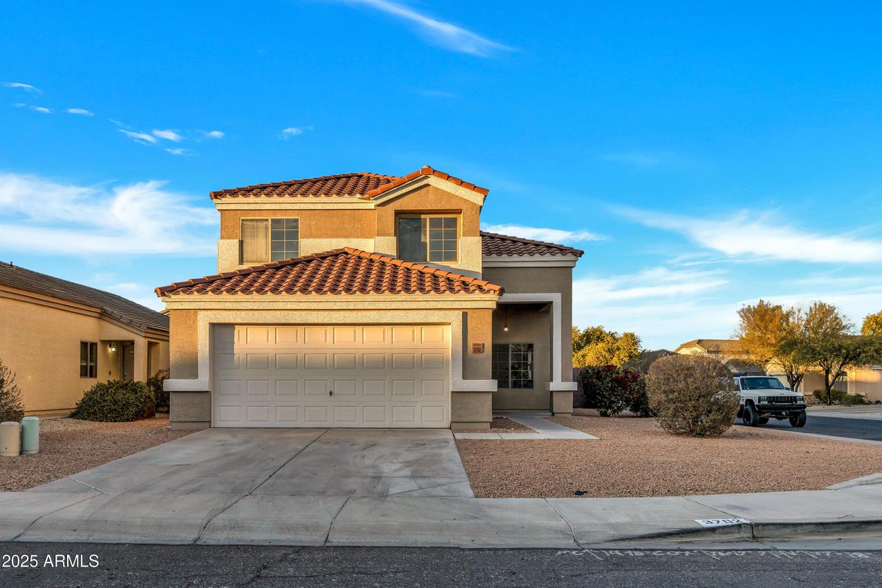 3702 W Naomi Ln., San Tan Valley, AZ 85144