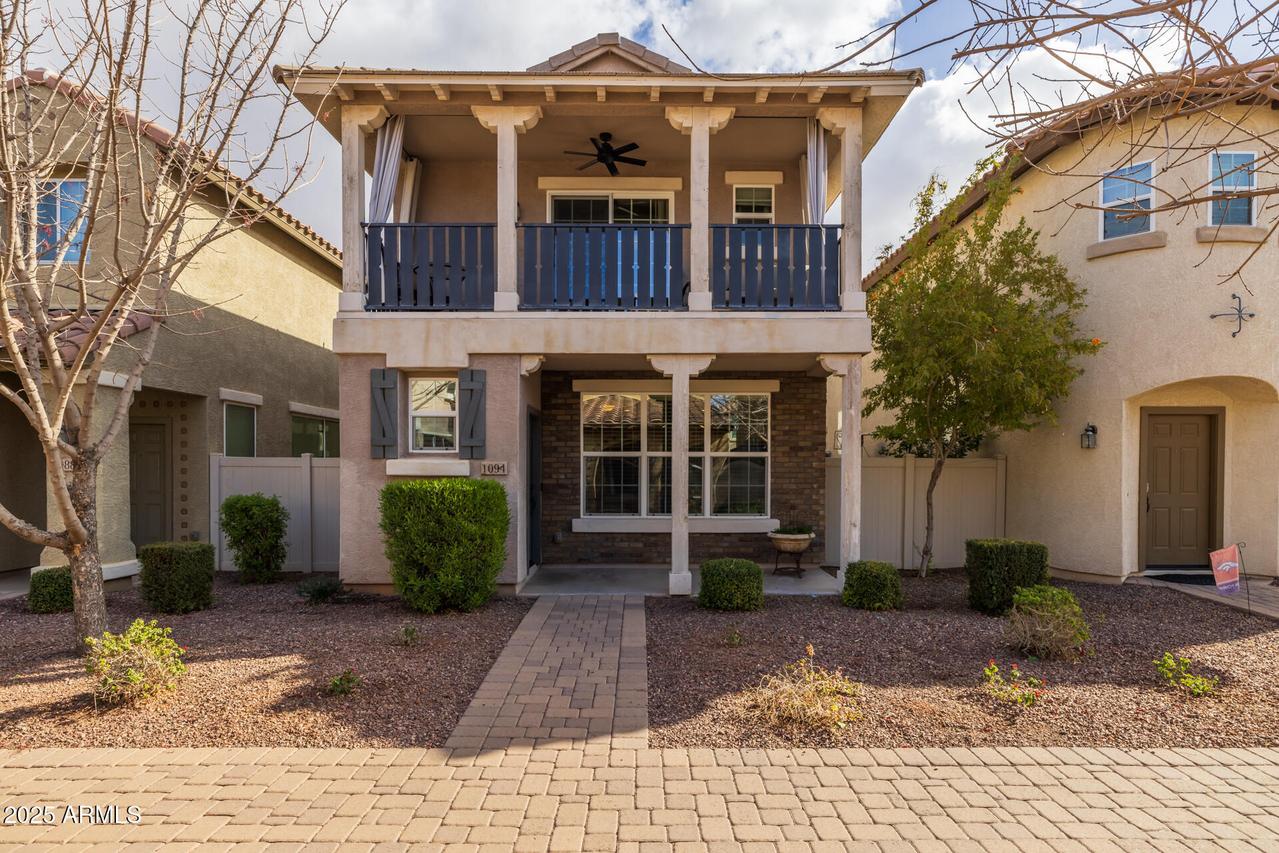 1094 S Agnes Ln., Gilbert, AZ 85296