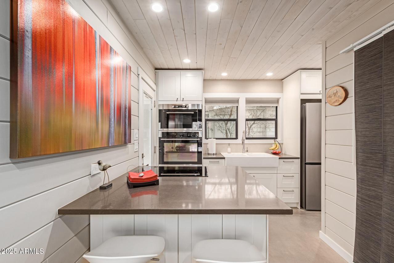 250 N Neary Ave., Superior, AZ 85173