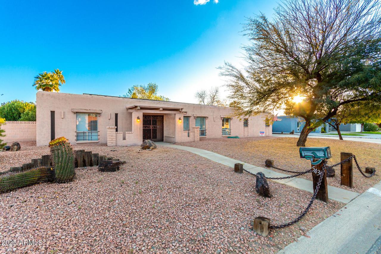 5439 E Bloomfield Rd., Scottsdale, AZ 85254