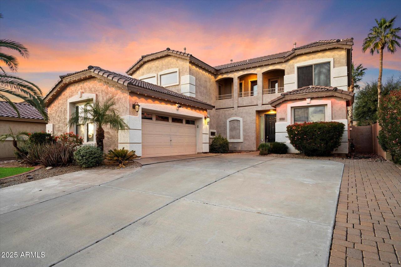 10730 E Medina Ave., Mesa, AZ 85212