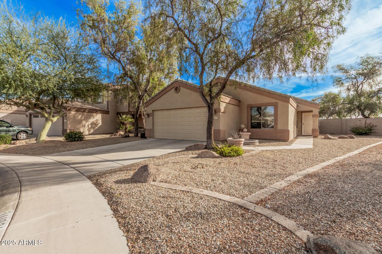 11921 W Port Royale Ln., El Mirage, AZ 85335