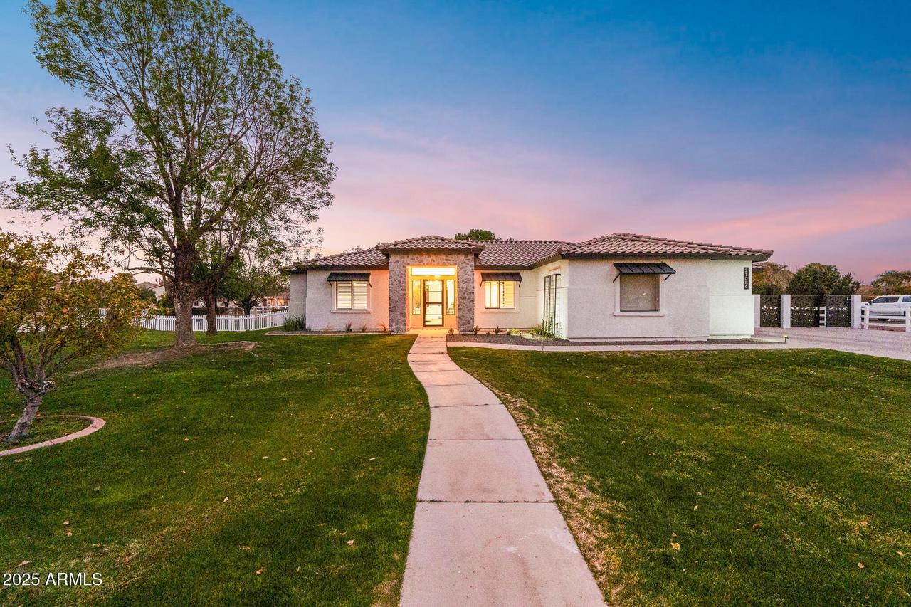 21086 E Mewes Rd., Queen Creek, AZ 85242