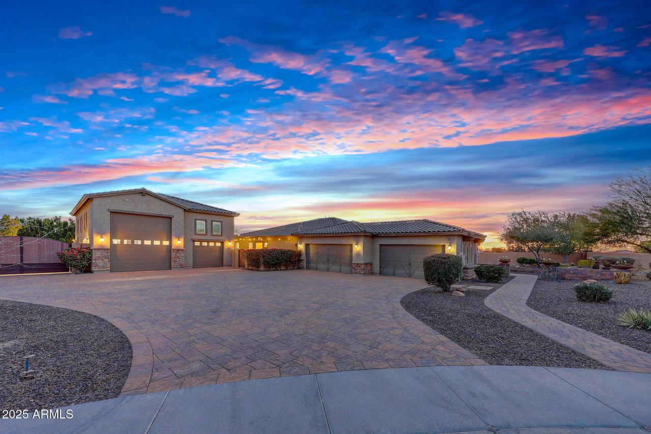 8793 W Villa Lindo Dr., Peoria, AZ 85383