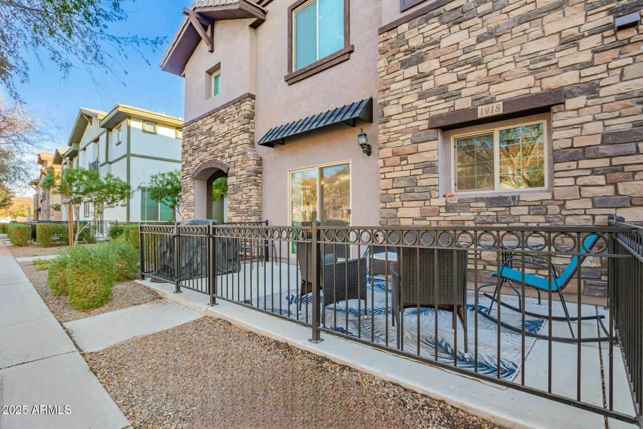 1918 E Bridgeport Pkwy. #102, Gilbert, AZ 85295