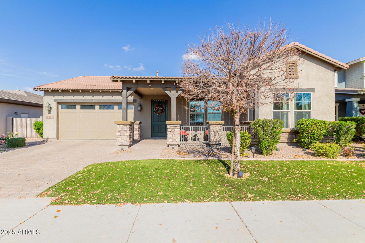 7520 E Peralta Ave., Mesa, AZ 85212