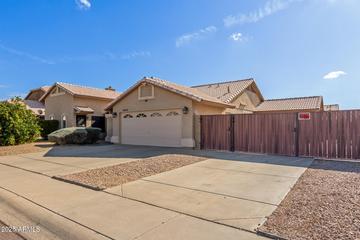 8833 W Bloomfield Rd., Peoria, AZ 85381