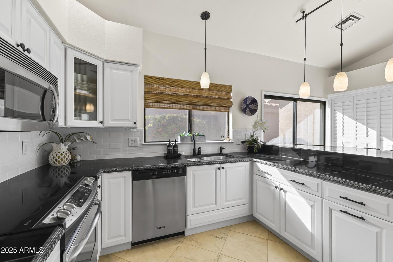 15801 N 51st St., Scottsdale, AZ 85254