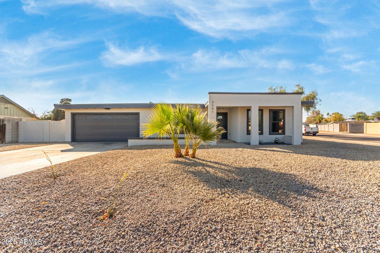 3301 E Larkspur Dr., Phoenix, AZ 85032