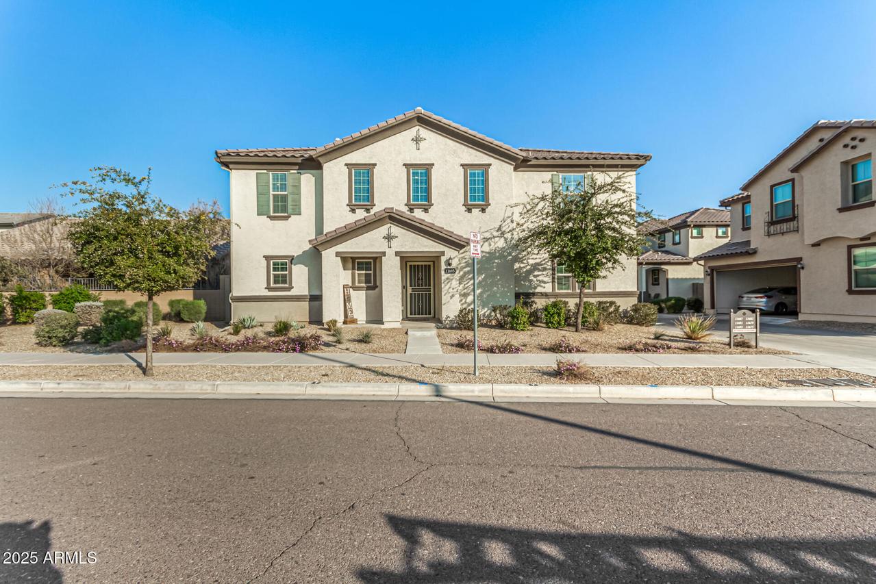 11695 N 166th Ln., Surprise, AZ 85388