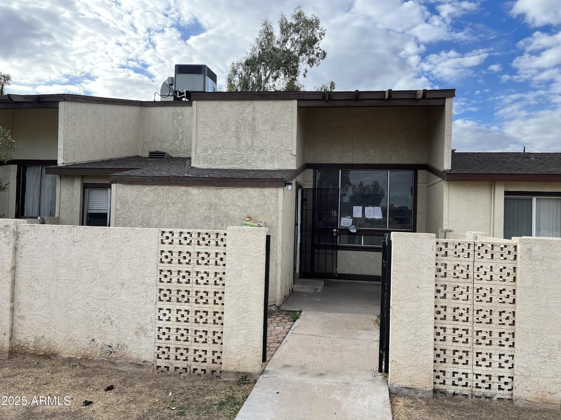 3120 N 67th Ln. #42, Phoenix, AZ 85033