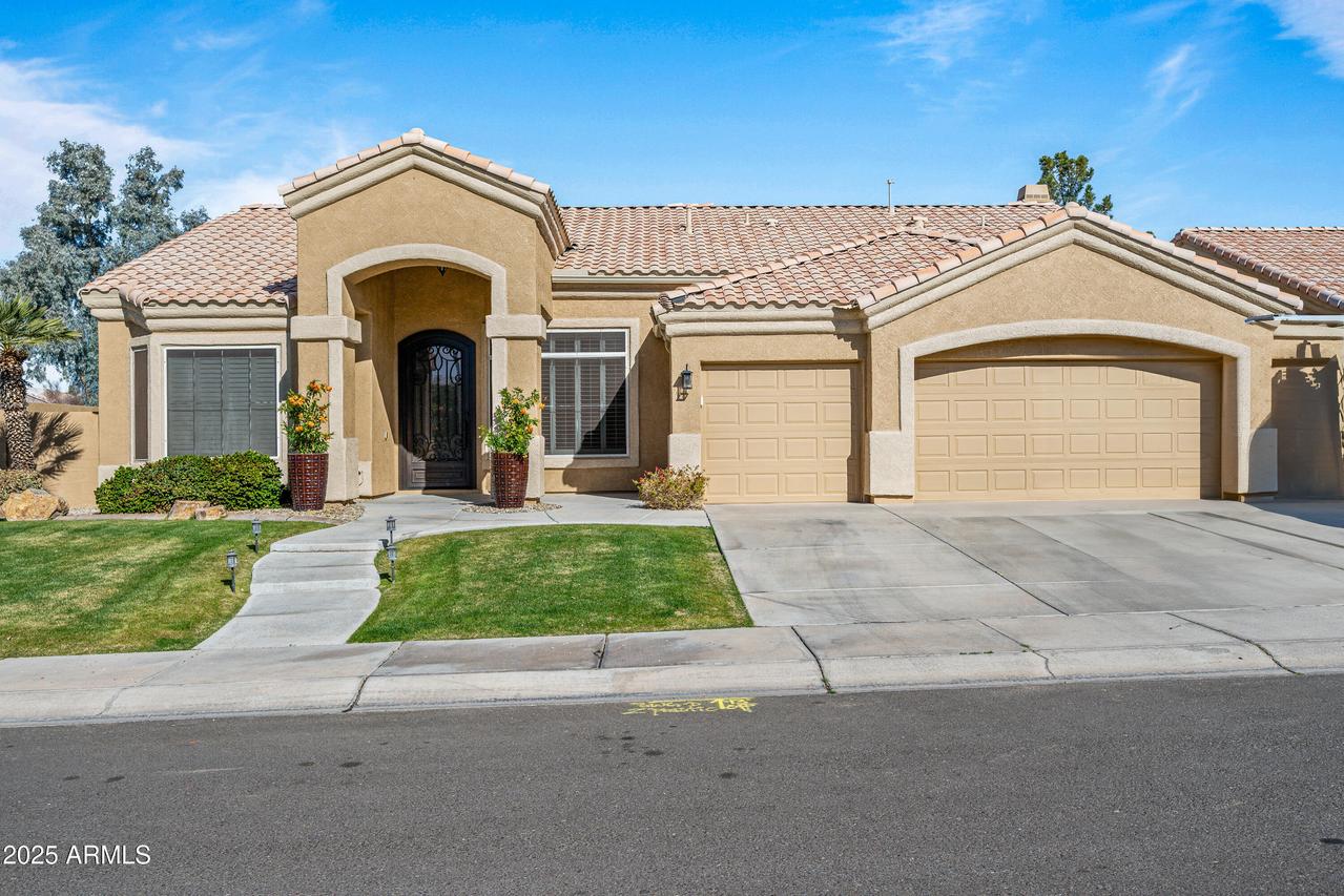1890 W Wisteria Dr., Chandler, AZ 85248