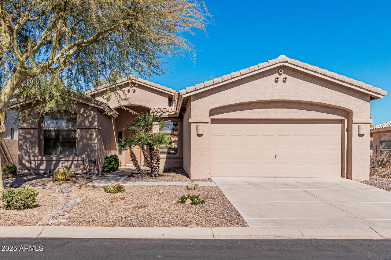 9746 E Coopers Hawk Dr., Sun Lakes, AZ 85248