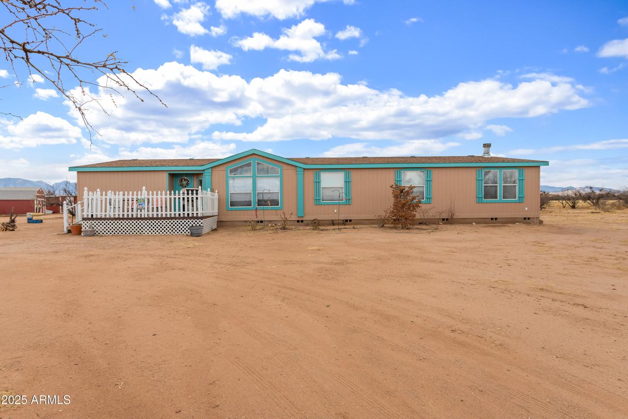 5874 S La Donna Ln., Hereford, AZ 85615