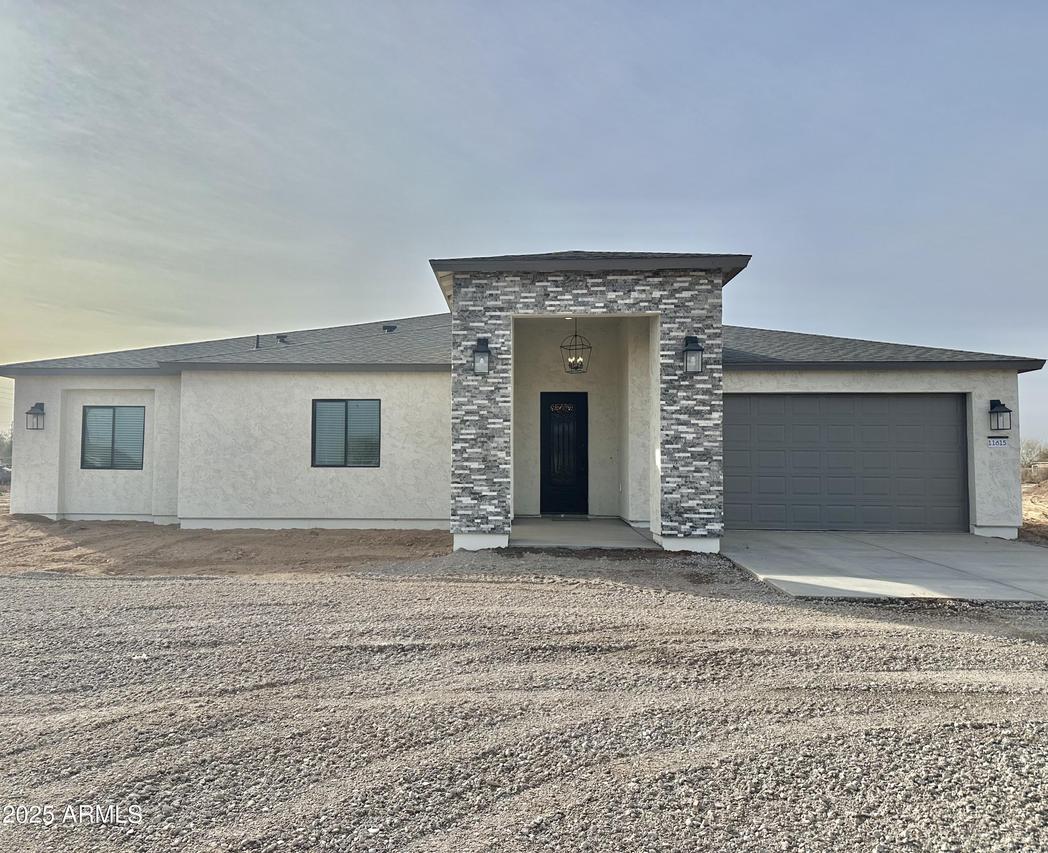 11615 S 211th Ln., Buckeye, AZ 85326